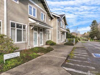 793 Ericksen Avenue NE #127, Bainbridge Island, WA 98110
