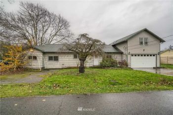246 4th Avenue SW, Pacific, WA 98047