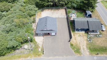 280 Captains Court SW, Ocean Shores, WA 98569