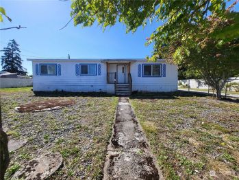 2124 E 4th Avenue , Port Angeles, WA 98362