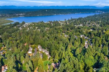 16409 NE 43rd Ct , Redmond, WA 98052