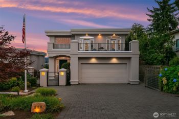 225 8th Avenue , Kirkland, WA 98033