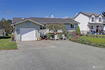 749 Livingston Bay Shore Drive , Camano Island, WA 98282
