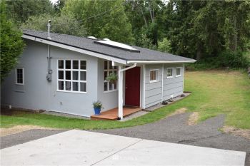 10411 NE West Kingston Road , Kingston, WA 98346