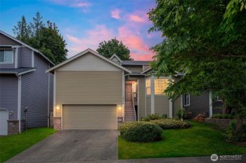 2304 Cooper Crest Place NW, Olympia, WA 98502-4080