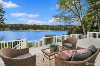 17198 Angeline Avenue South NE, Suquamish, WA 98392