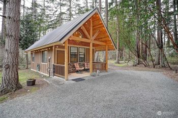 251 Goodrich Road , Camano Island, WA 98282