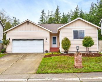 1668 NW Camellia Loop , Oak Harbor, WA 98277