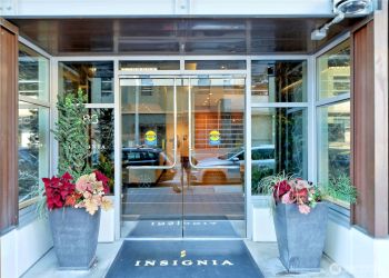 583 Battery Street #406N, Seattle, WA 98121-1961