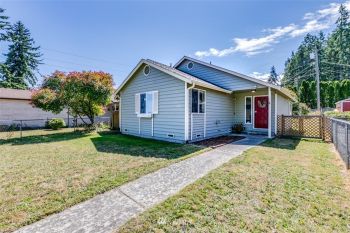 312 W Columbus Avenue , Port Angeles, WA 98362