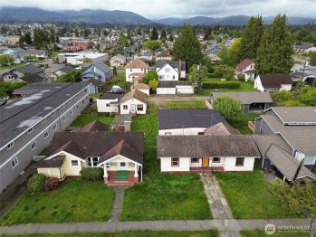 216 W 3rd St , Port Angeles, WA 98362