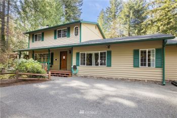 7470 Nikomis Lane NW, Bremerton, WA 98312