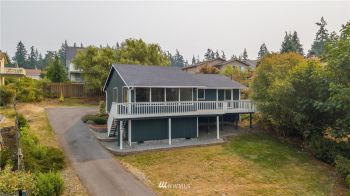 354 Lochwood Drive , Camano Island, WA 98282