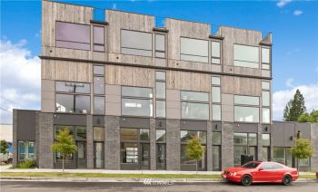 2465 S College Street , Seattle, WA 98144