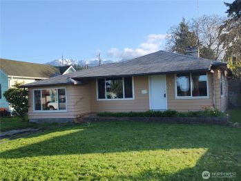 506 E 11th Street , Port Angeles, WA 98362
