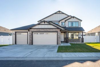 718 J Street NE, Quincy, WA 98848