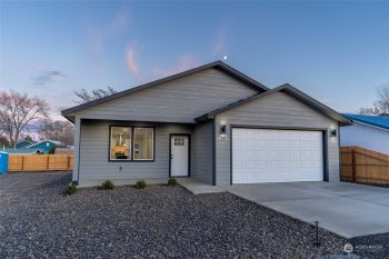 28 Cherry Street South , Soap Lake, WA 98851