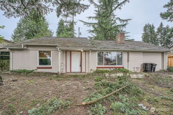 15313 Interlake Avenue N, Shoreline, WA 98133