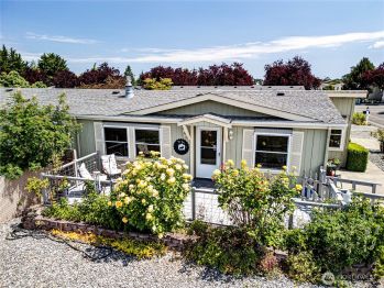 629 N 7th Avenue , Sequim, WA 98382