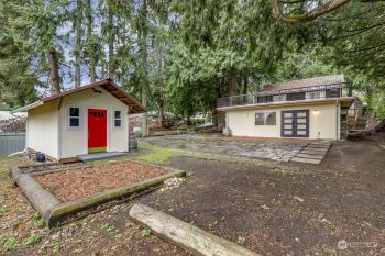 15256 Densmore Avenue N, Shoreline, WA 98133