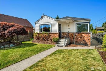 1210 S McClellan Street , Seattle, WA 98144