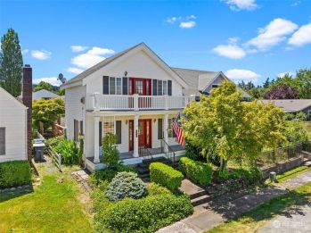 610 Martin Street , Steilacoom, WA 98388-1918