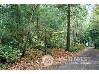 6334 NE Balzow Road , Suquamish, WA 98392