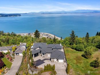 356 Alta Via Drive , Camano Island, WA 98282