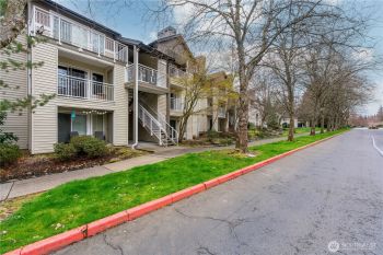 12303 Harbour Pointe Blvd #U202, Mukilteo, WA 98275
