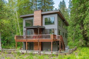 12031 Shuksan Rim Drive , Deming, WA 98244