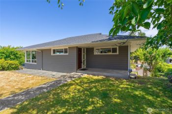 4815 N Huson Street , Tacoma, WA 98407