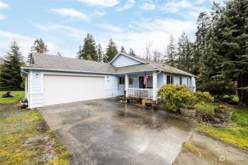 3835 Berry Boulevard , Camano Island, WA 98282