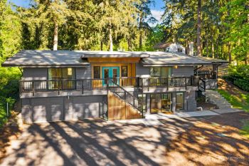 11415 SE May Creek Park Drive , Newcastle, WA 98056