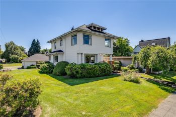 429 Avenue D , Snohomish, WA 98290