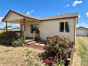 34 N Juniper Street , Soap Lake, WA 98851