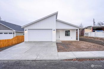 38 S Fir St , Soap Lake, WA 98851