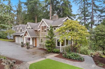 18828 Firlands Way N, Shoreline, WA 98133