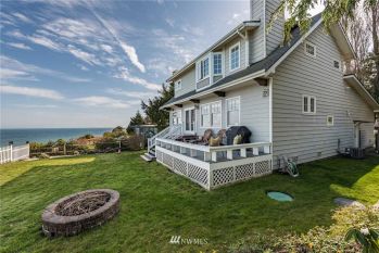 640 E Bluff Drive , Port Angeles, WA 98362