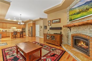 6214 Harbour Heights Parkway #E2, Mukilteo, WA 98275