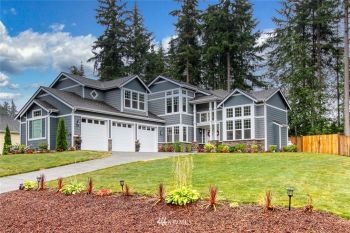 27636 McIntosh Loop NE, Kingston, WA 98346