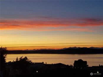 308 Main St , Steilacoom, WA 98388