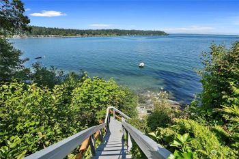 7323 NE Pebble Beach Drive , Suquamish, WA 98392
