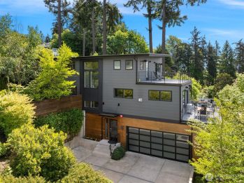 6829 SE 32nd Street , Mercer Island, WA 98040
