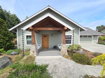 11 Broadmoor Street , Sequim, WA 98382