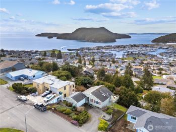 2104 Highland Drive , Anacortes, WA 98221