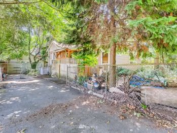 11818 14th Avenue S, Seattle, WA 98168