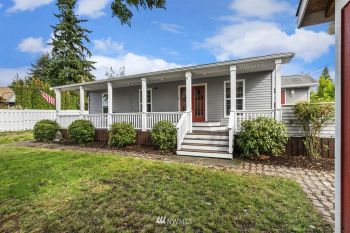 2133 11th Street , Bremerton, WA 98312