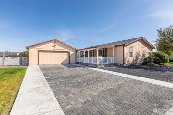 877 J Street SE, Ephrata, WA 98823