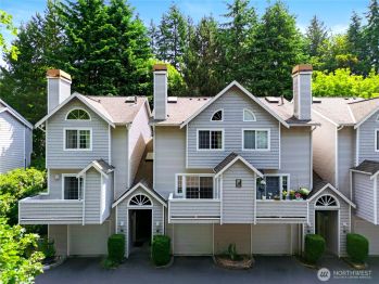 601 12th Avenue NW #F2, Issaquah, WA 98027-2669