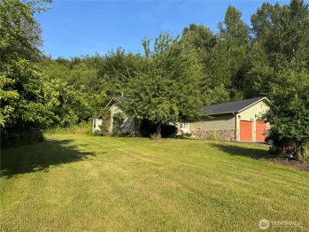 3220 N Pacific Avenue , Kelso, WA 98626
